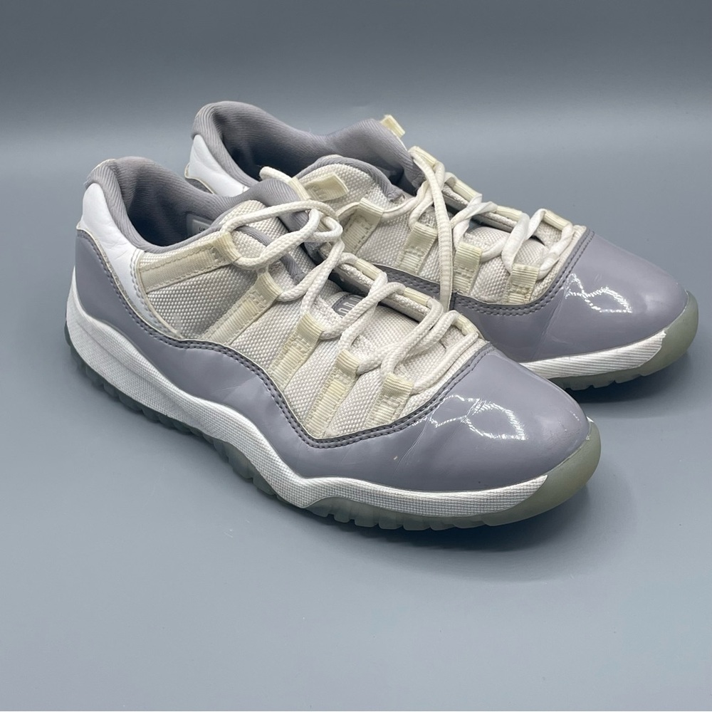 Jordan 11 Retro Low Cement Grey